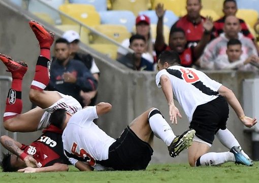 Flamengo e Vasco empatam sem gols e time cruzmaltino se complica