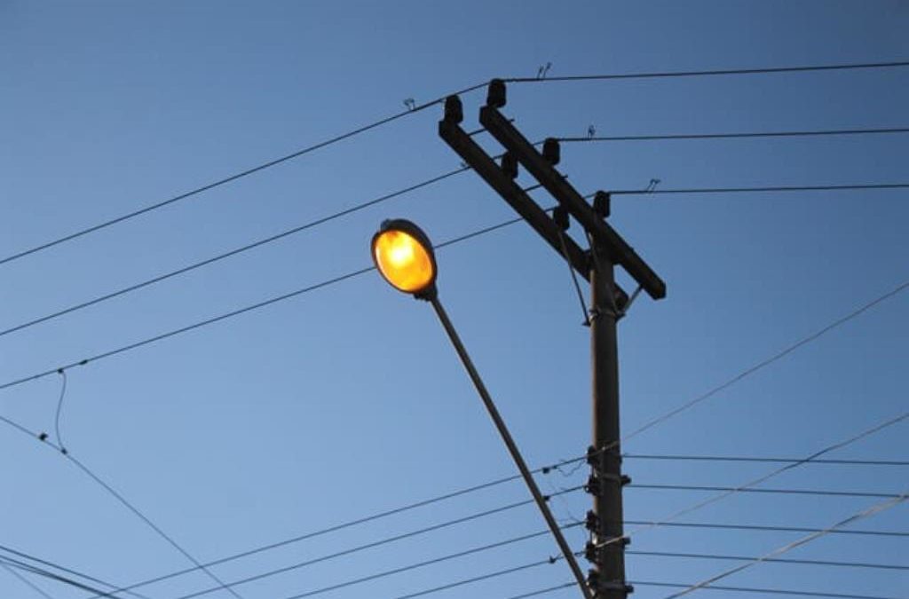 Troca de lâmpadas estão entre as principais indicações de serviços dos vereadores da Capital