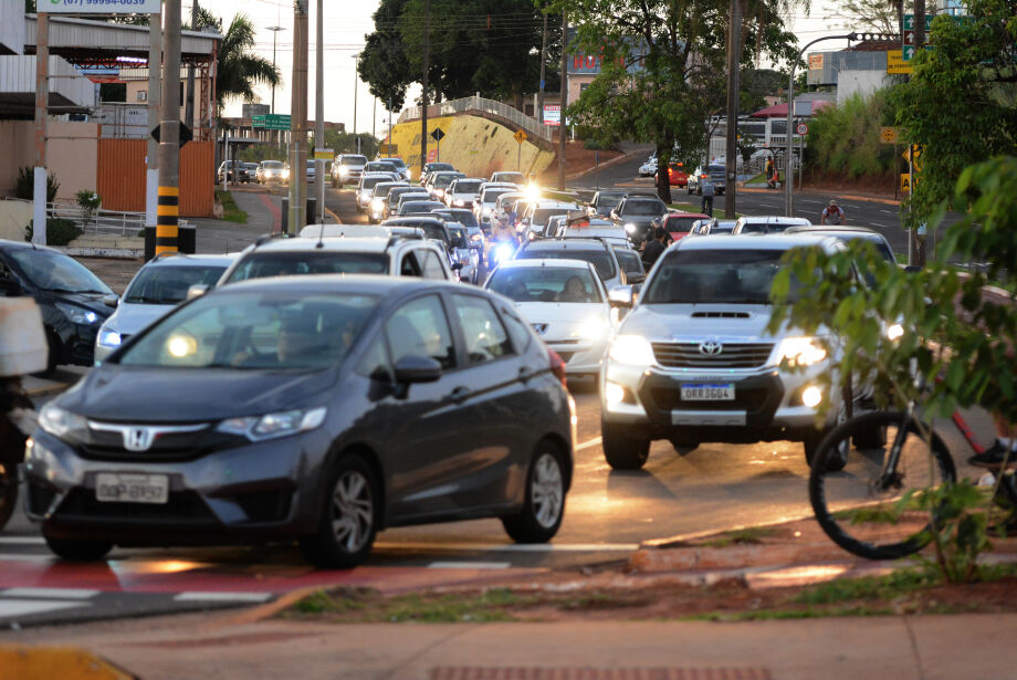 Detran divulga calendário anual de licenciamento para 2023 Metrópole MS