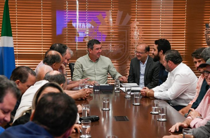 Deodápolis apresenta projeto para asfalto e drenagem do distrito de Porto Vilma