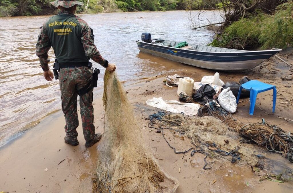 Pol Cia Militar Ambiental Autuou Pessoas E Aplicou R R