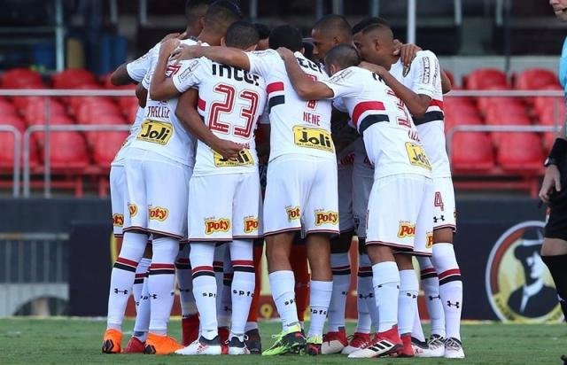Rodada tem duelo brasileiro pela Libertadores e São Paulo na Copa do Brasil