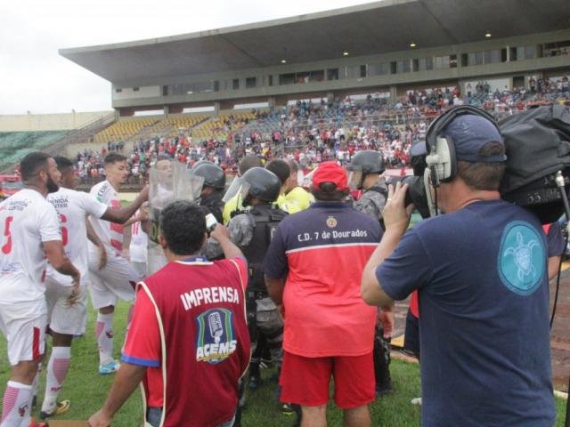 Jogadores do Sete de Setembro são suspensos por confusão no Estadual