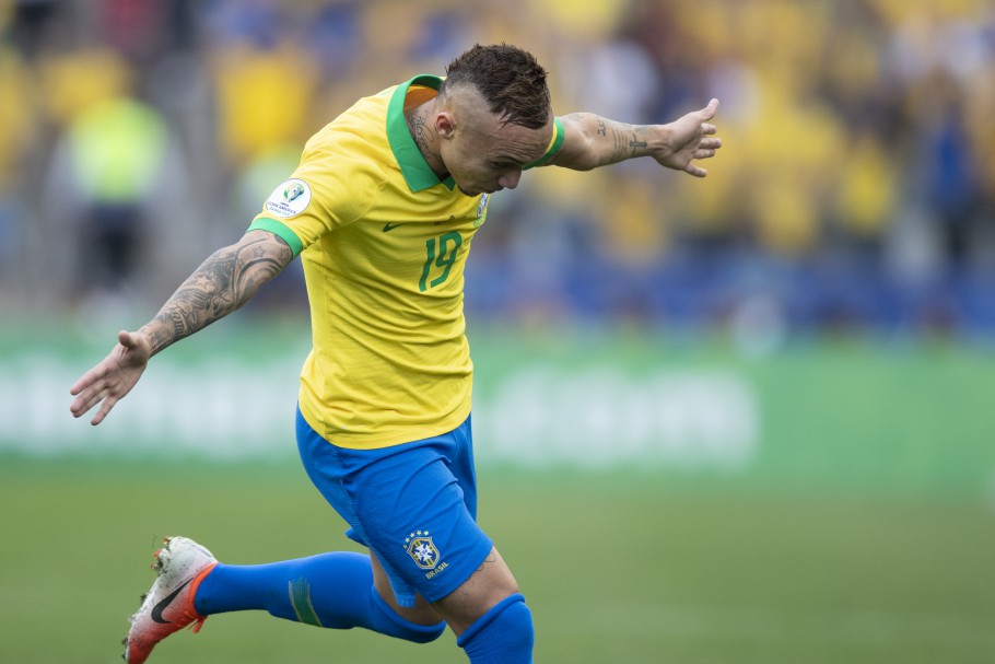 Brasil enfrenta Paraguai por vaga nas semifinais
