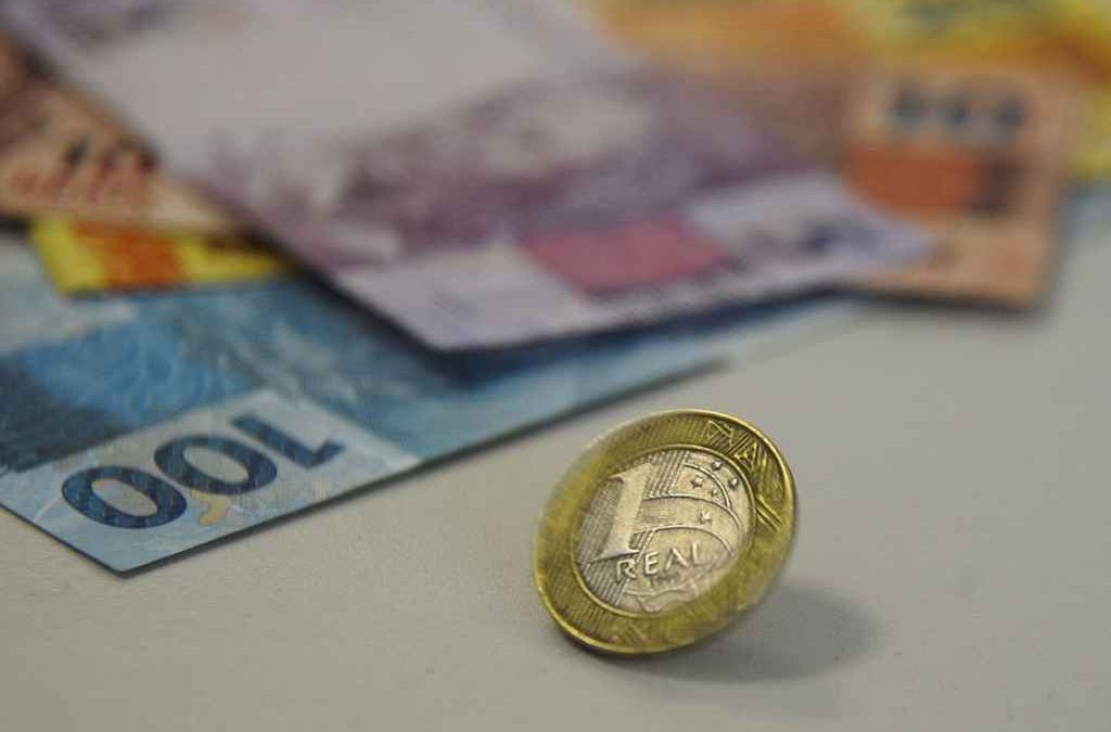 Real se desvaloriza menos que outras moedas emergentes