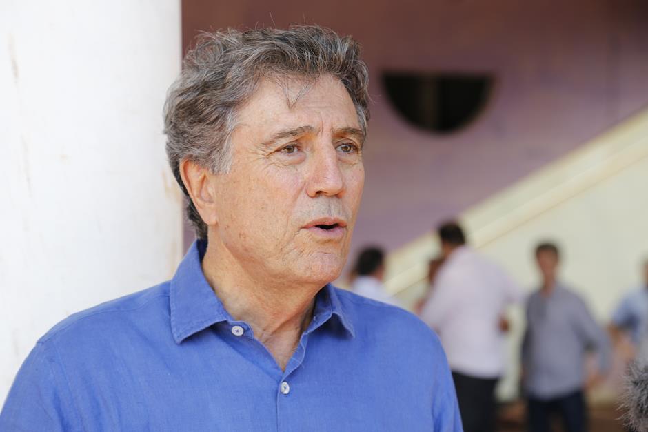 Em meio a rumores e ‘pacotão’ de obras, Murilo diz que segue na Secretaria