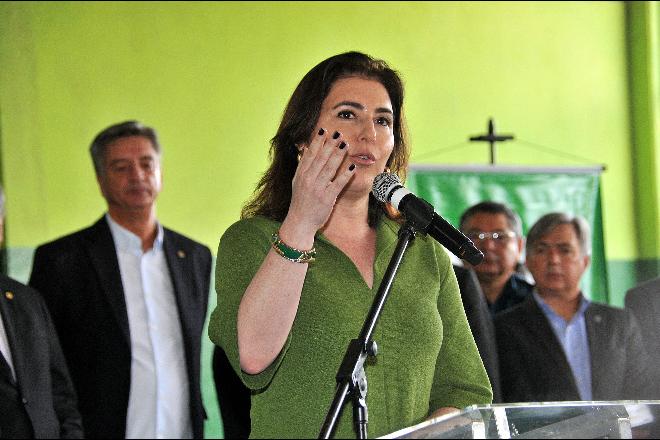 Senadora quer frear lobby de concessionárias nas agências reguladoras federais