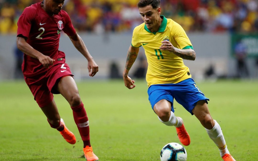 Philippe Coutinho doa 20 toneladas de alimentos e produtos de higiene