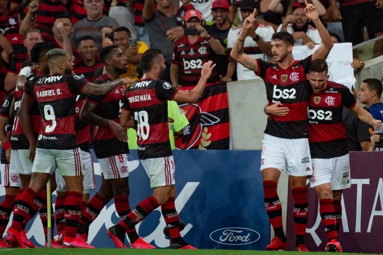 Presidente do Flamengo diz que temporada deve ir até 31 de janeiro