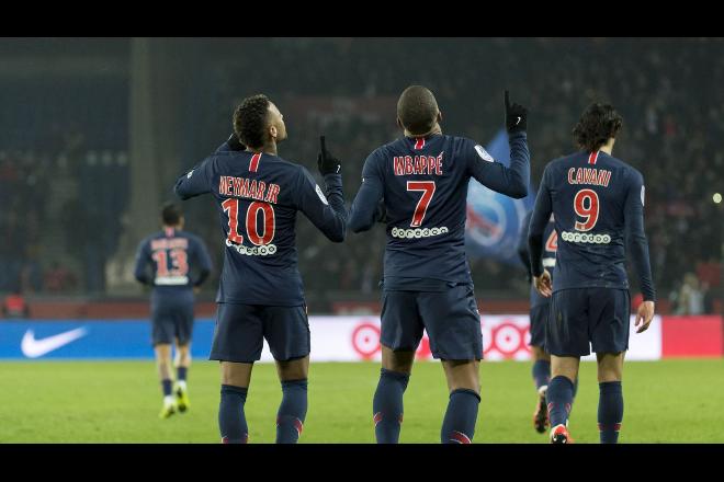 Liga encerra Francês e declara Paris Saint-Germain campeão
