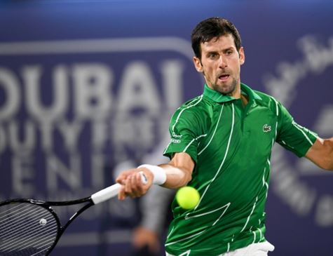 Djokovic completa 33 anos e anuncia torneio beneficente de tênis em junho