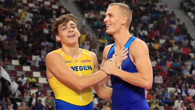 Duplantis e Lavillenie empatam em competição a distância de salto com vara