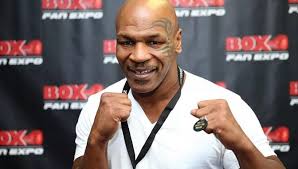 Mike Tyson afirma que sua volta aos ringues deve ser anunciada nesta semana