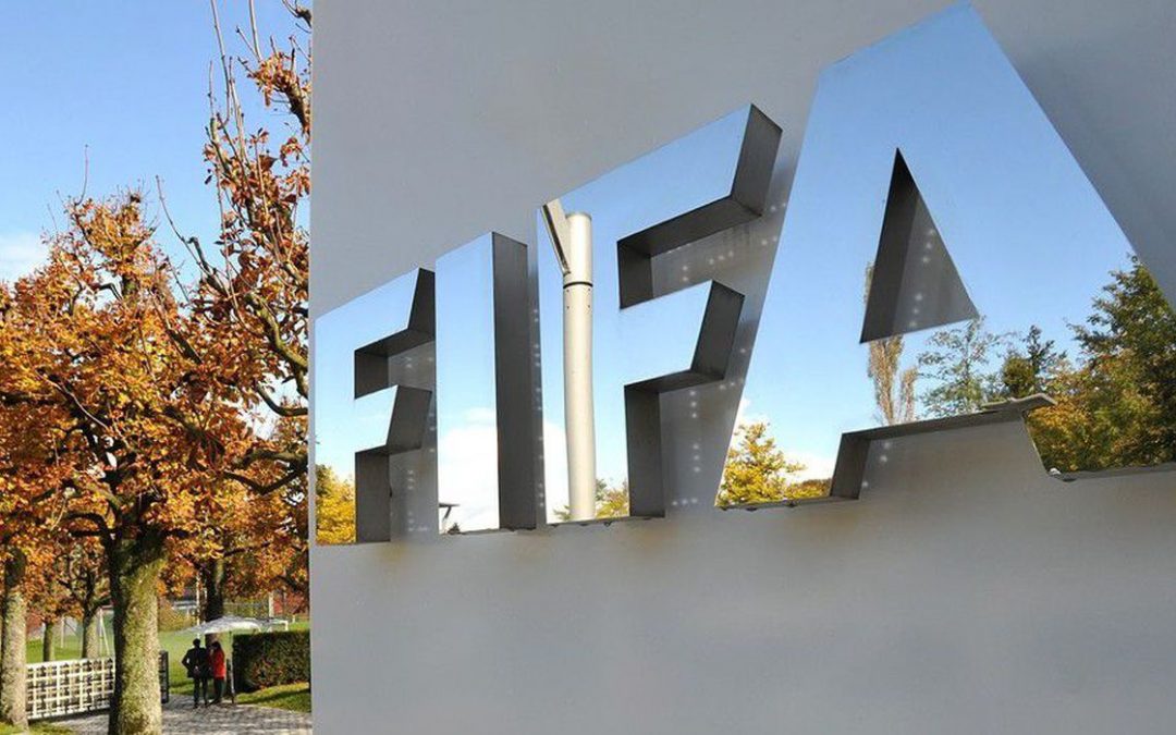 Fifa anuncia que organizará partida para arrecadar fundos ao combate à covid-19