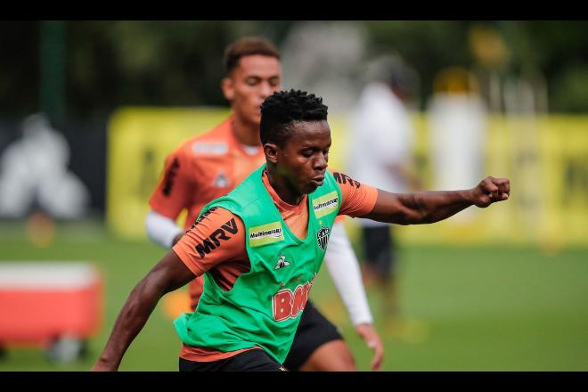 Covid-19: equatoriano Juan Cazares, do Atlético-MG, testa positivo