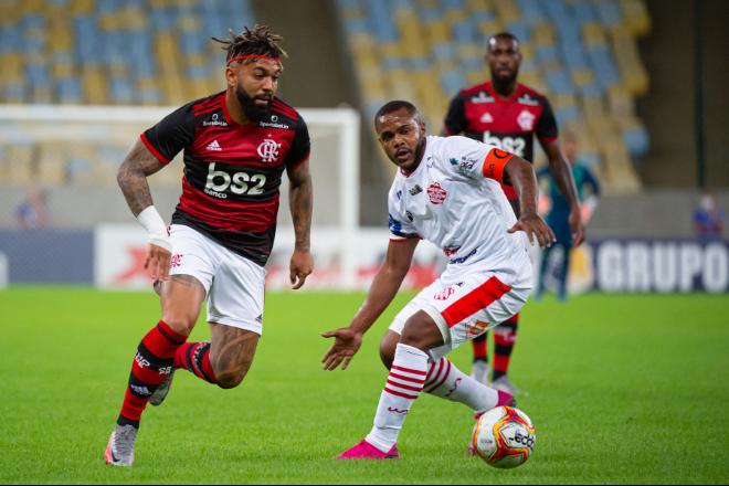 Crivella suspende competições esportivas até quinta-feira