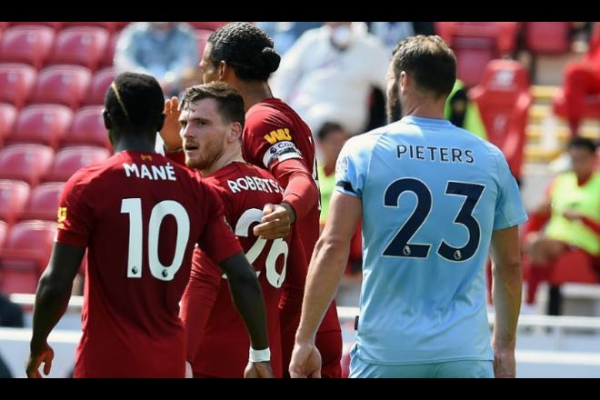 Liverpool empata com o Burnley e tropeça em casa pela 1ª vez