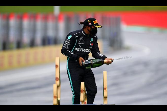 Hamilton vence GP da Estíria e mira em recorde de Schumacher