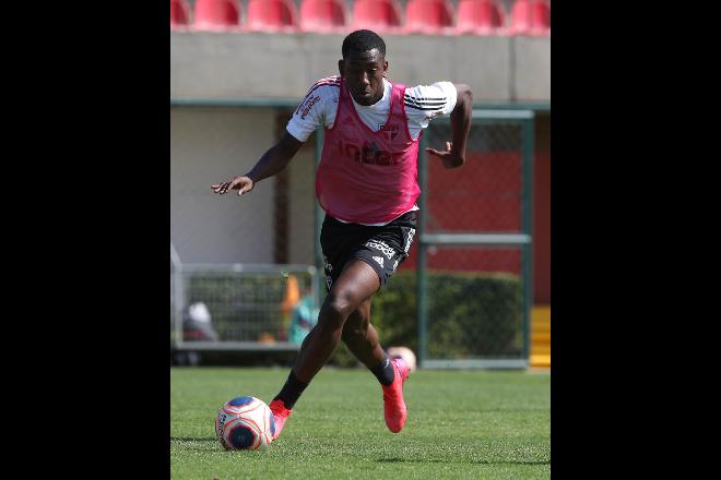 São Paulo inscreve Gonzalo Carneiro para o mata-mata do Paulistão