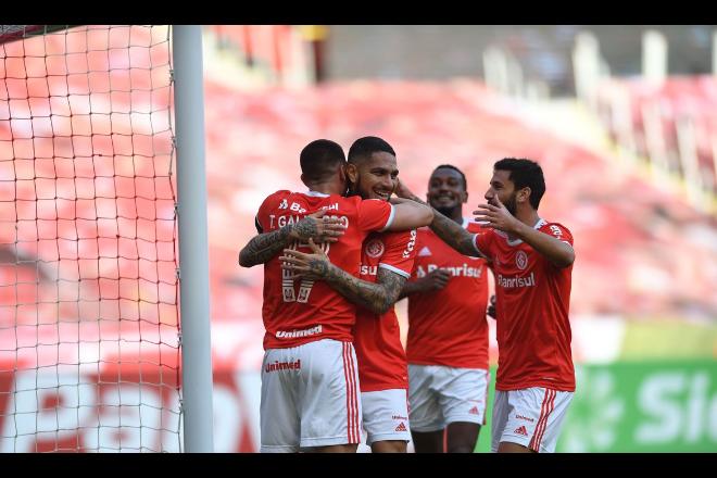 Internacional goleia Esportivo e se garante na final do segundo turno