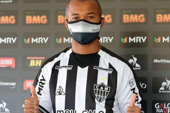 Mariano se apresenta e diz estar pronto para reforçar time do Atlético-MG
