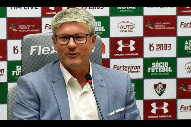 Odair Hellmann comanda Fluminense contra o Bragantino nesta quarta-feira