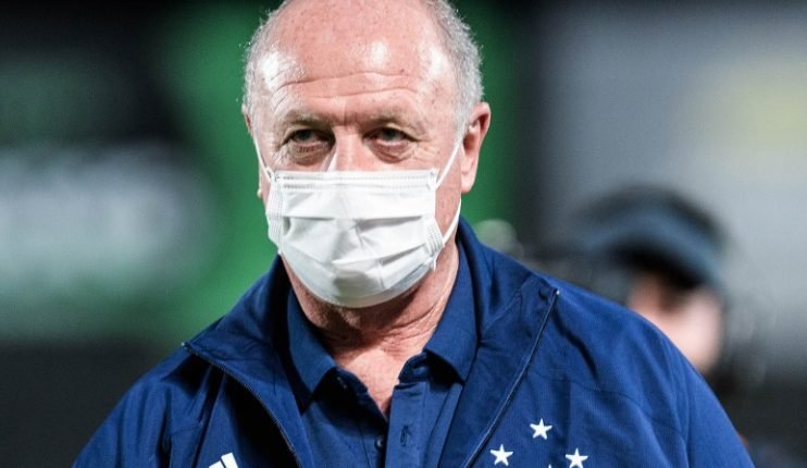 Cruzeiro quebra série negativa e bate Operário-PR na estreia de Felipão