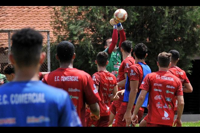 Com dificuldades, times do Estado se preparam para a volta do Estadual