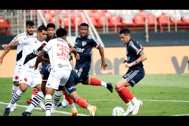 São Paulo empata com o Vasco no Morumbi e perde chance de se igualar aos líderes