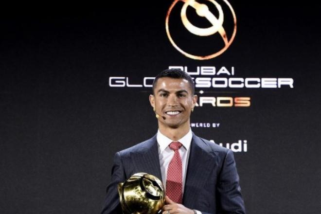 Cristiano Ronaldo é escolhido melhor jogador do século