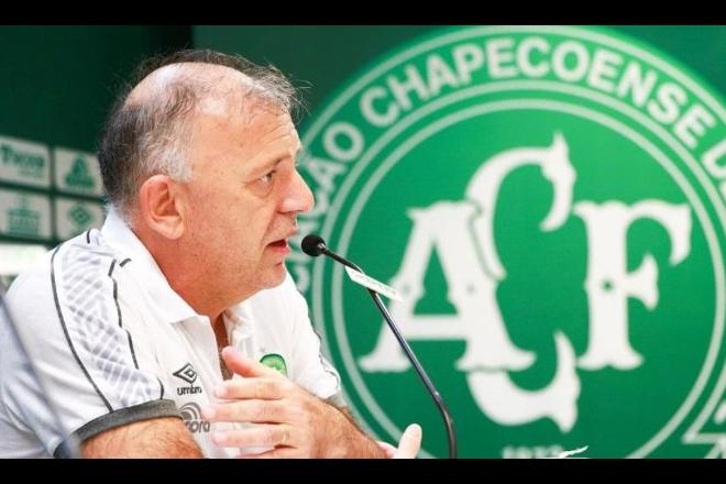 Paulo Magro, presidente da Chapecoense, morre vítima da covid-19
