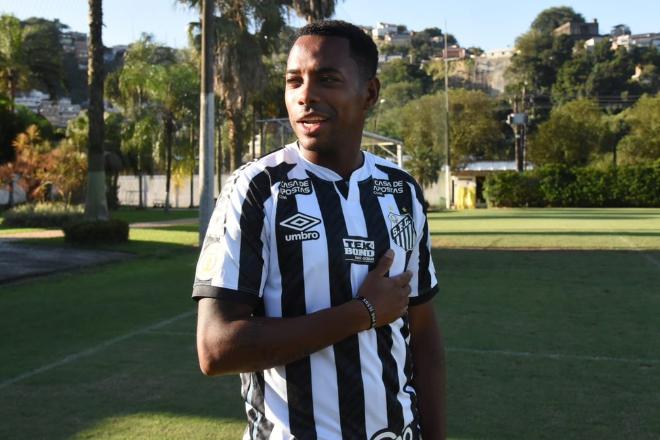 Santos vai se reunir com advogada de Robinho para rescindir contrato com atacante