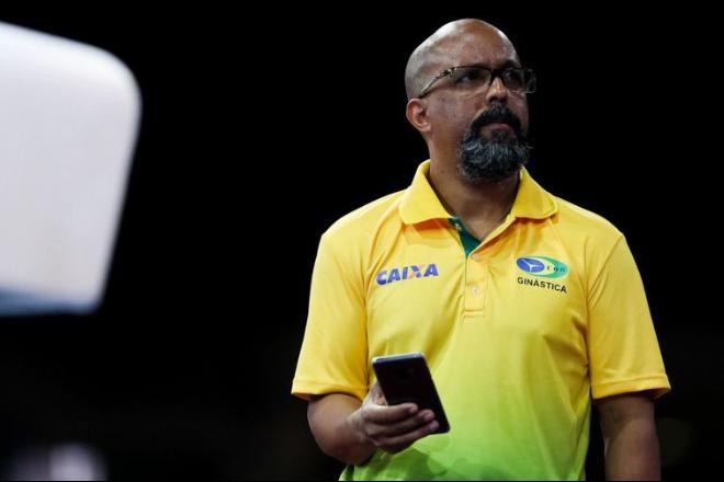 Ginástica artística: seleção simula competição ao vivo na internet