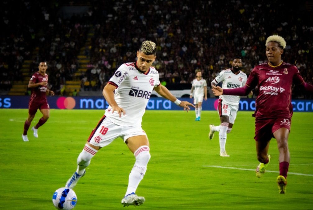 Flamengo vence Tolima por 1 a 0 e larga na frente nas oitavas de final da Conmebol Libertadores