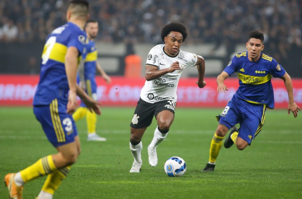 Corinthians empata com o Boca Juniors-ARG no primeiro jogo das oitavas de final da CONMEBOL Libertadores