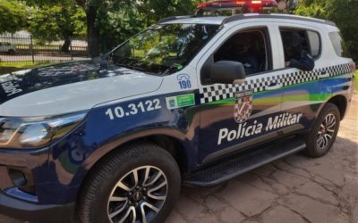 Polícia Militar de Corumbá detém homem com faca que ameaçava alunos em escola municipal de Ladário
