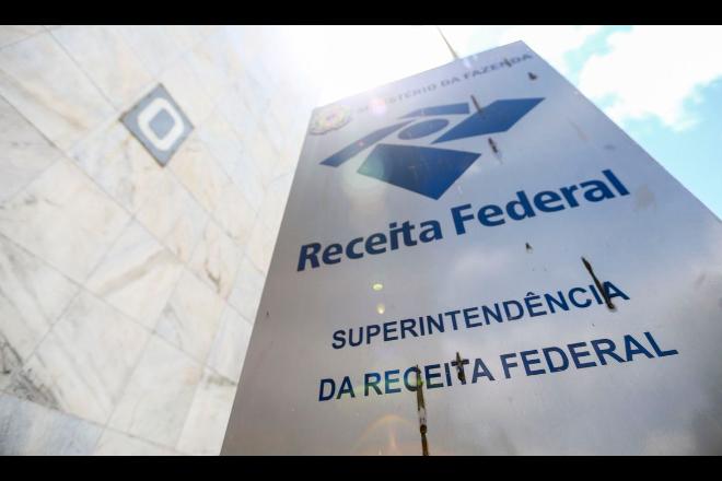 Receita Federal alerta sobre golpes aplicados via internet