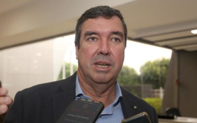 Vice de Eduardo Riedel será ‘político’ e deve sair do PSB, PP ou do próprio PSDB