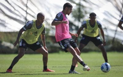 Galo já treina para enfrentar o Emelec