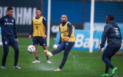 Treino de portões fechados encerra preparativos para duelo diante do Tombense