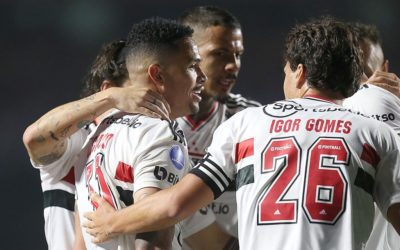 Tricolor goleia a U. Católica e avança na CONMEBOL Sul-Americana