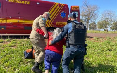 8ªCIPM: Polícia Militar e Corpo de Bombeiros Militar socorrem casal de idosos que se envolveram em acidente na MS-162