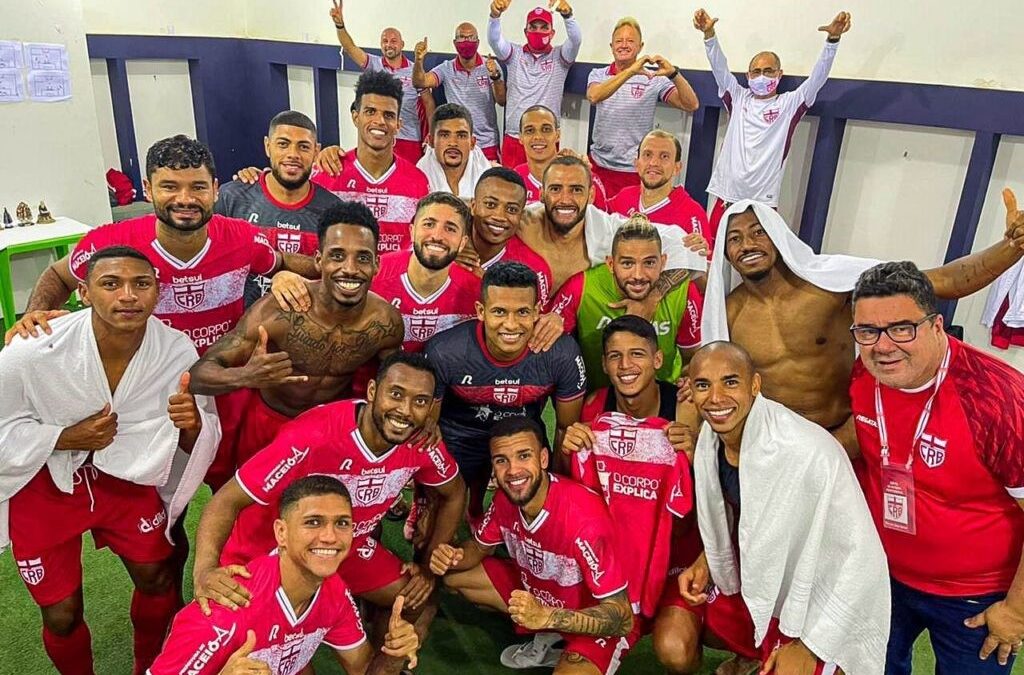 Crb-AL bate o Operário-PR em jogo de cinco gols
