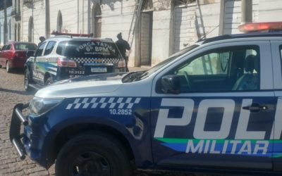 Polícia Militar de Corumbá prende homem por invasão de propriedade e furto na região central