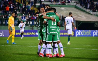 Chapecoense vence Sampaio Corrêa na Arena Condá