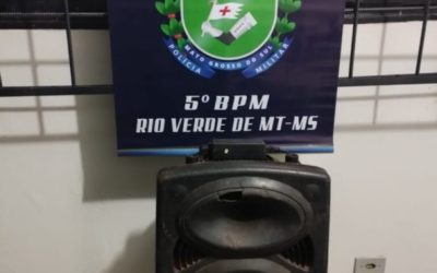 Polícia Militar prende mulher por perturbação do sossego em Rio Verde