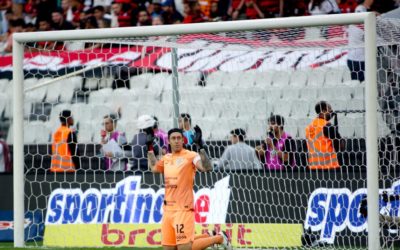 Corinthians vence o Flamengo por 1 a 0 na Neo Química Arena e volta à vice-liderança