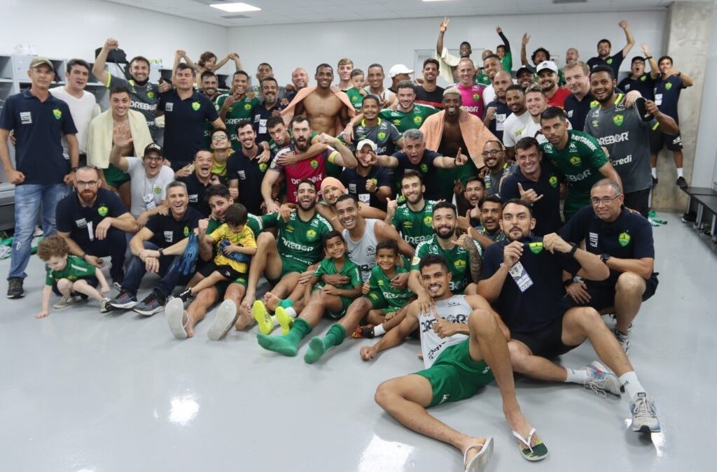Cuiabá vence o Botafogo na arena Pantanal
