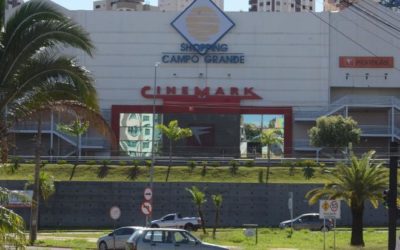 Funcionário de loja no Shopping Campo Grande derruba e dá chutes em prestador de serviços