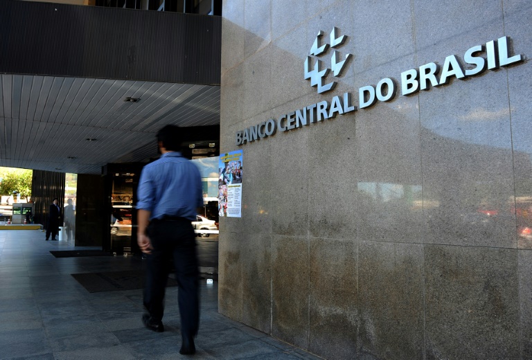 Banco Central eleva Selic pela 12ª vez seguida para 13,75%, o maior patamar desde início de 2017